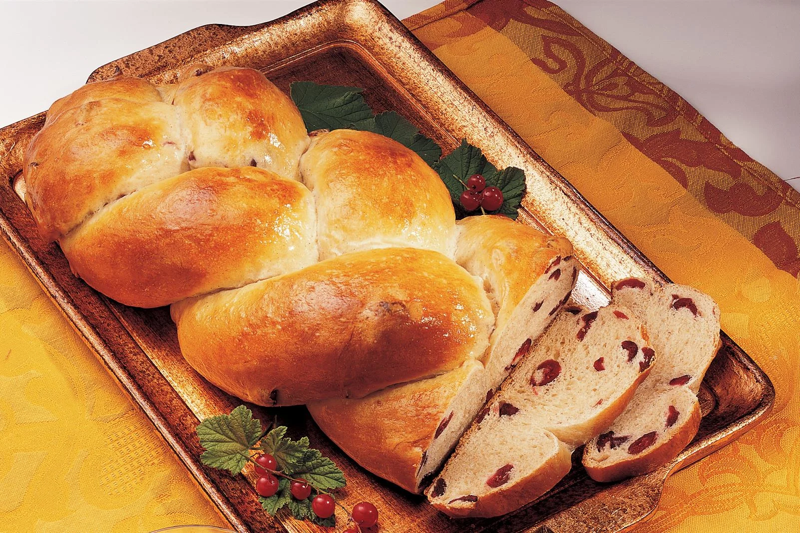 Cinnamon & Cranberry Challah