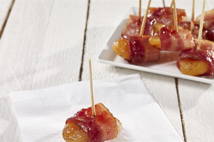 Sizzling Bacon-Wrapped Apricots with Cranberry Glaze